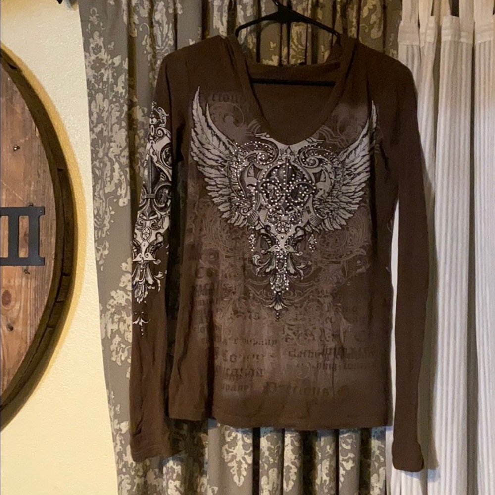 Hooded shirt